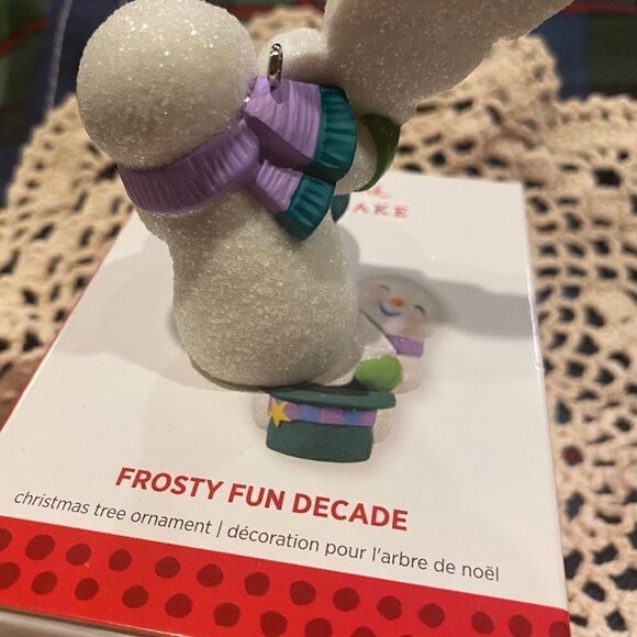 Hallmark Frosty Fun Decade 2013 4th in series - Picture 9 of 11